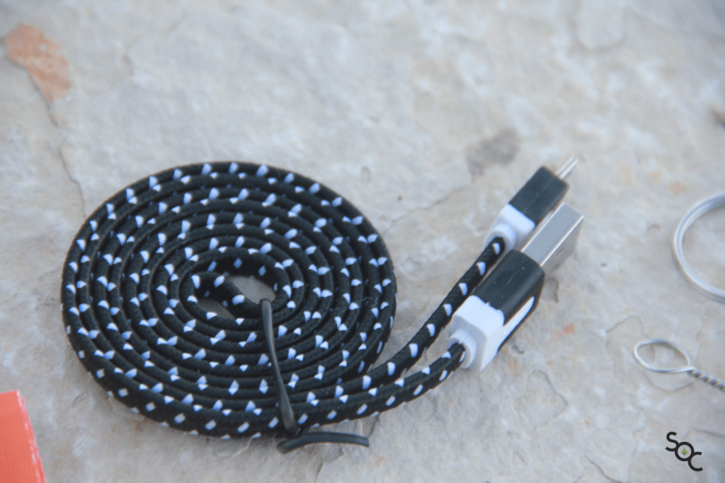 Davinci IQ- Review - USB Charging Cable