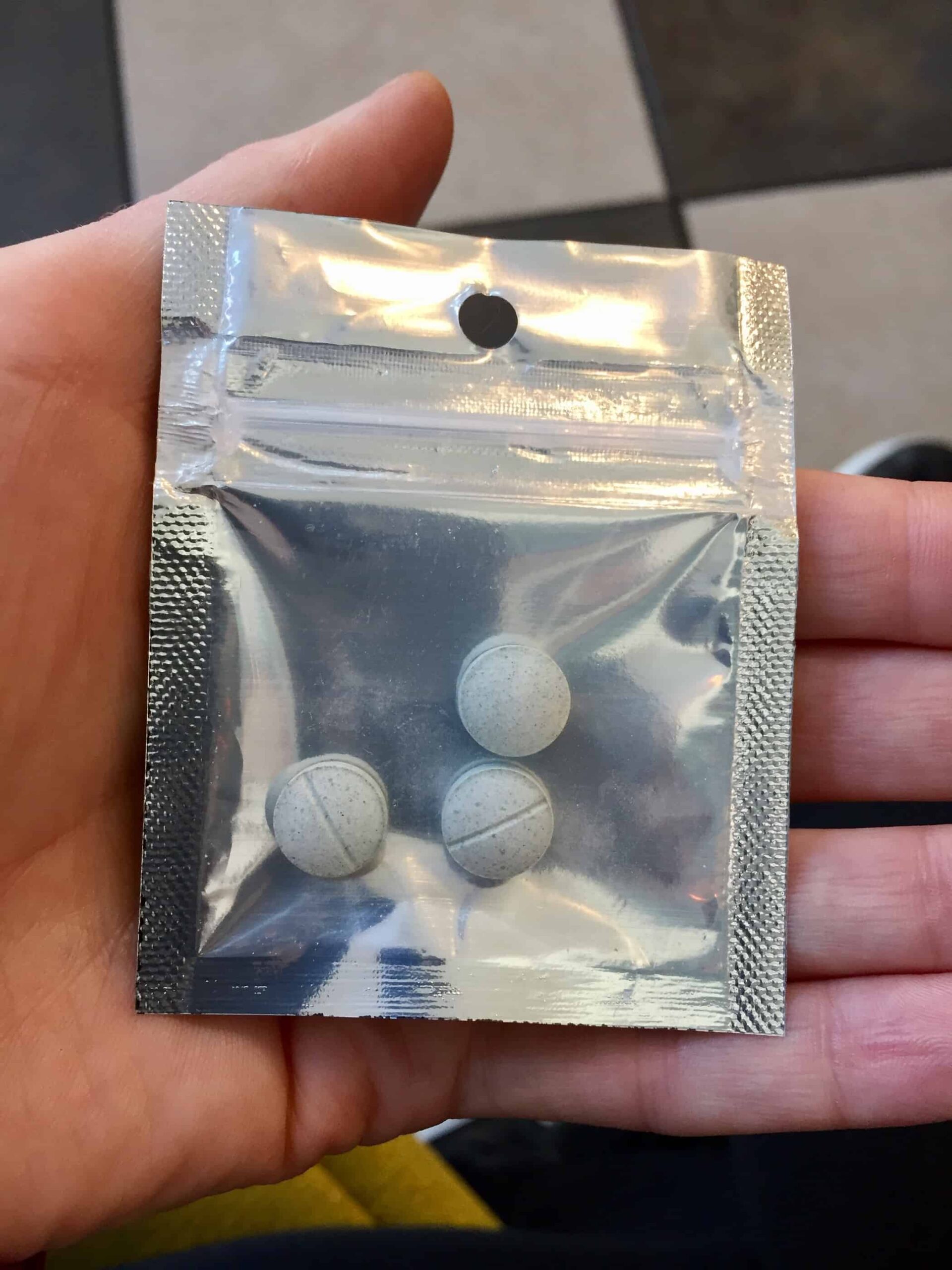 The NutraCanna Review: CBD Wake Dissolving Daytime Tablets