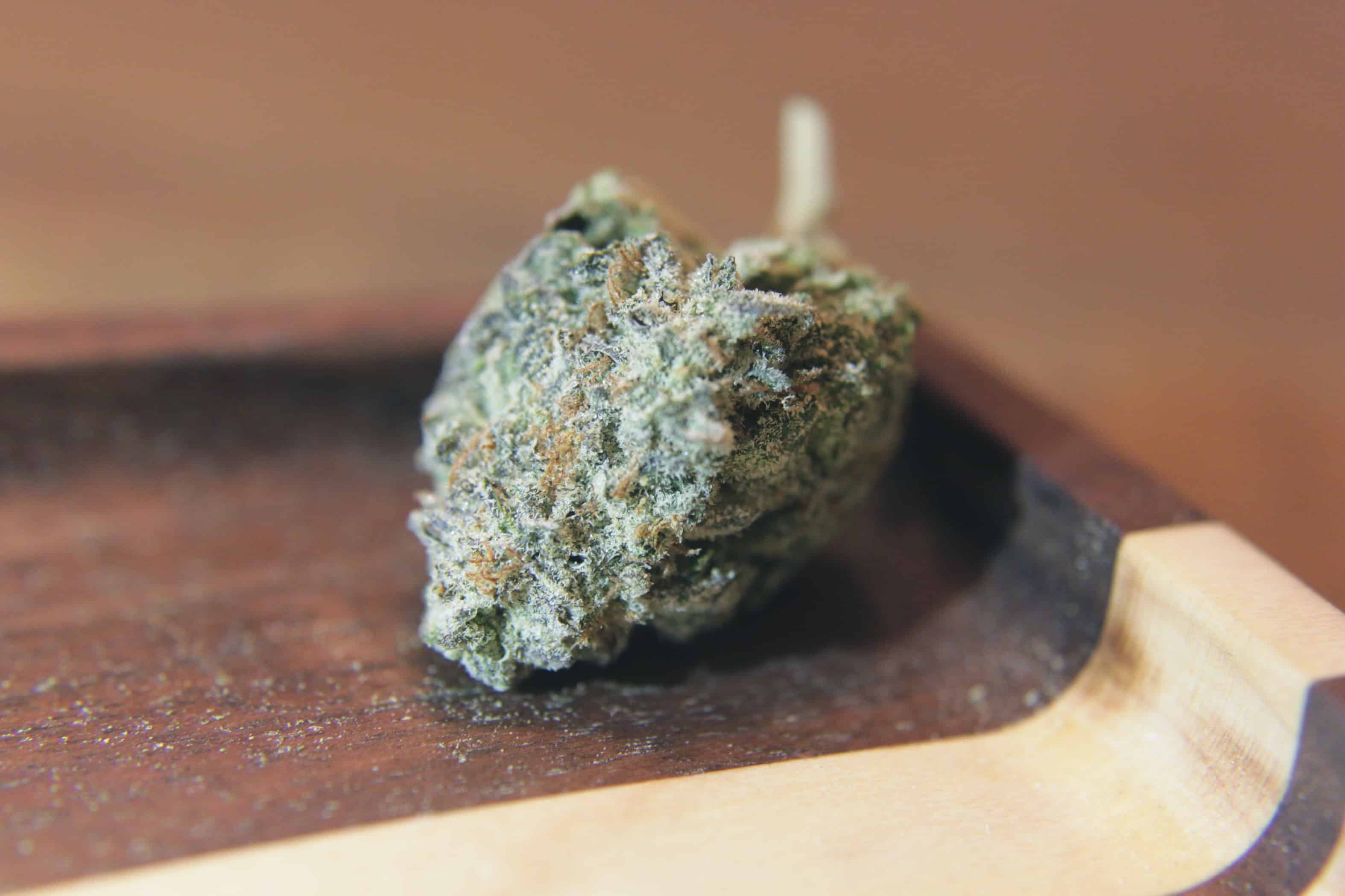 The Green Ace Save On Cannabis Review Pineapple Express