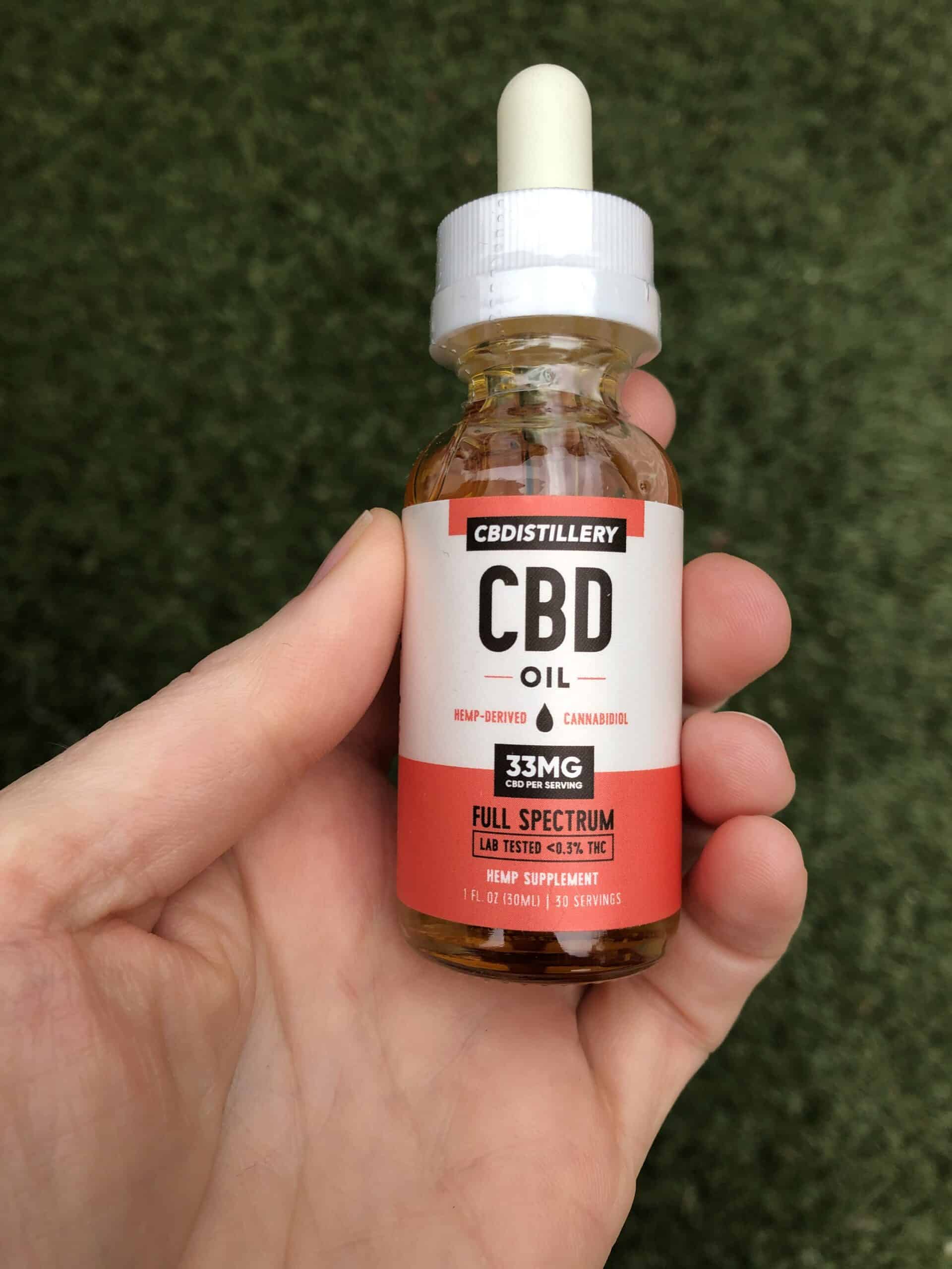 cbdistillery full spectrum cbd oil 1,000 mg save on cannabis beauty shot