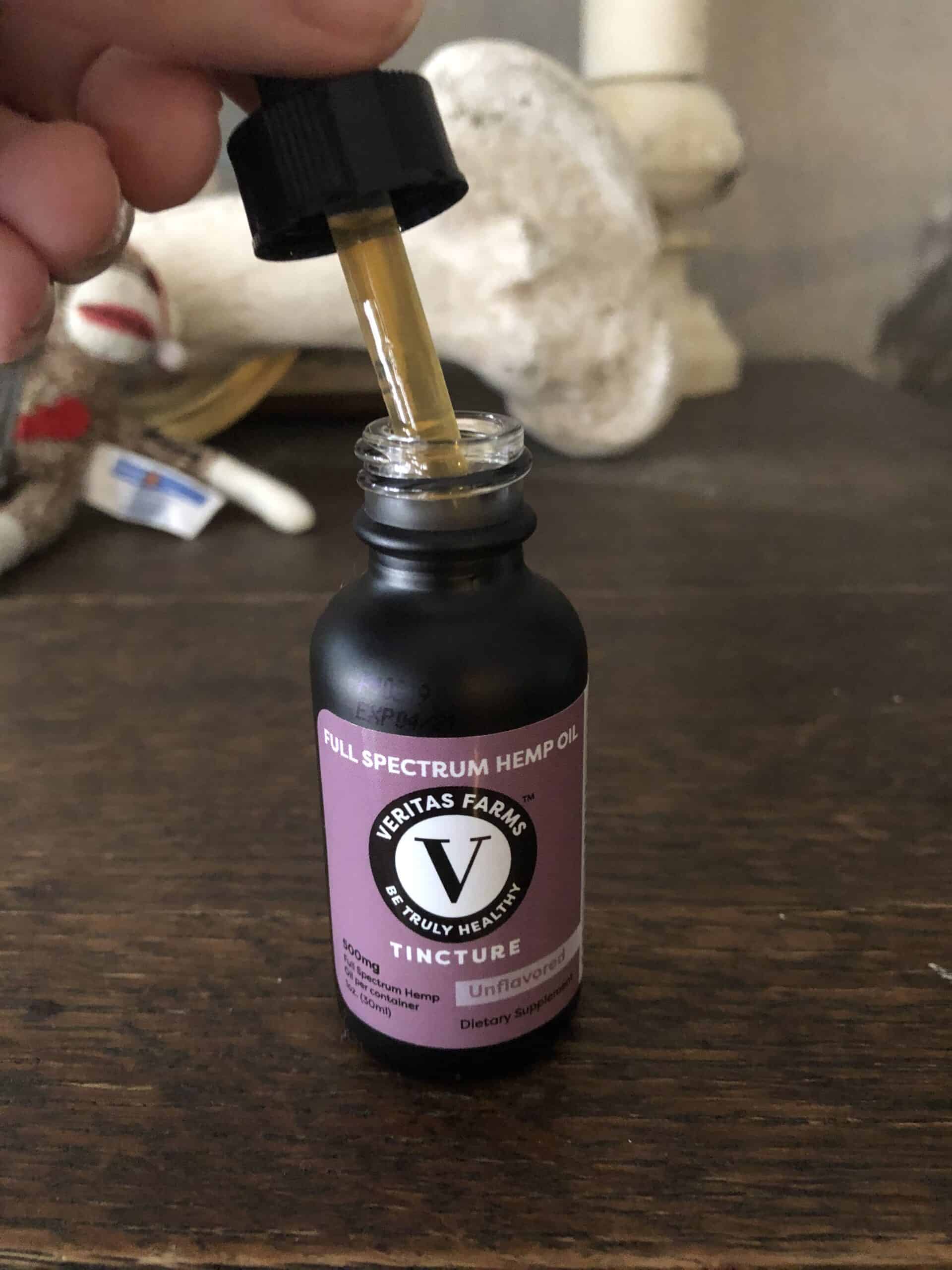 veritas farms 500 mg unflavored full spectrum cbd tincture save on cannabis beauty shot